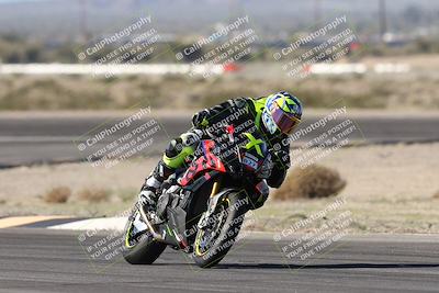 media/Jan-15-2026-Racers Edge (Thu) [[dfebeb70ab]]/3-B Group/Session 2 (Turn 11)/